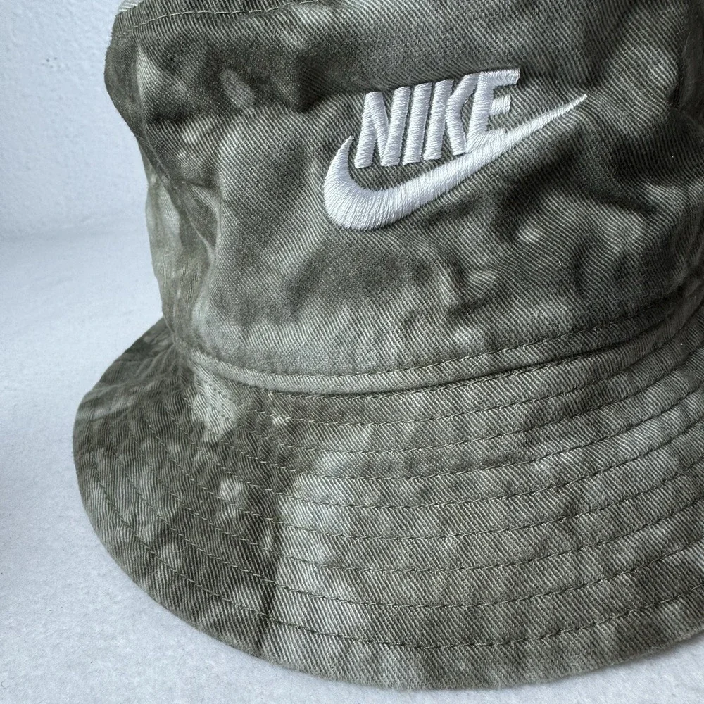 Nike Apex Tie Dye Bucket Hat Khaki Green Adults Size Small FB5386 325 Beach